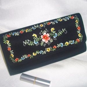 Black Silk Floral Embroidered Clutch Bag